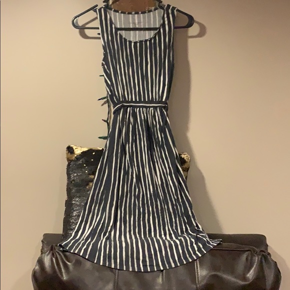 Liz Lange Maternity Dress - Picture 1 of 3